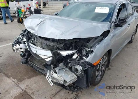 2017 Honda Civic Ex из США, поврежденный, VIN 2HGFC2F74HH521412